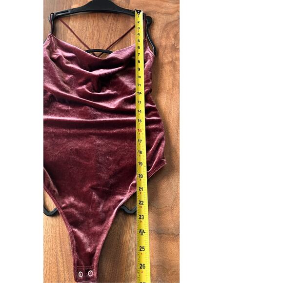 Abercrombie & Fitch Small Bodysuit Purple Velour Spaghetti Crossback Slouch Neck - Picture 6 of 6